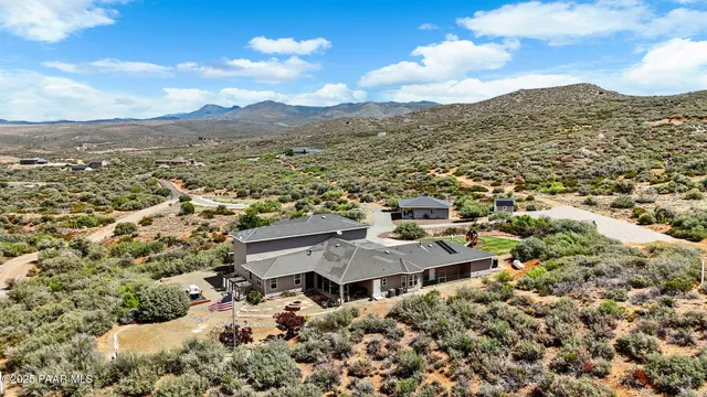 $1,095,000 | 930 Kerasi Court, Dewey, AZ 86327