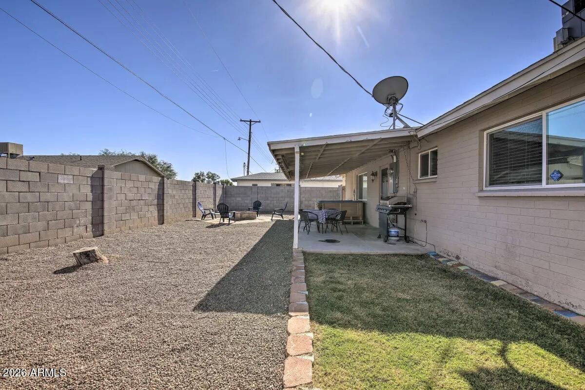 609 South Priest Drive Tempe, AZ 85281 - Photo 28 of 35 29 Large
