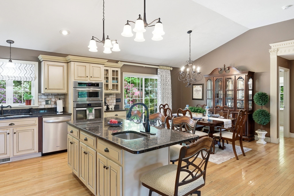 493 Hubbardston Road Barre, MA 01005 - Photo 7 of 42