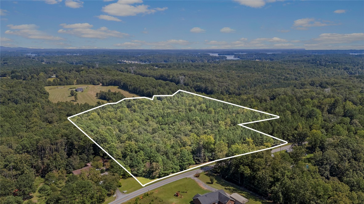 381 West Bryant Road West Union, SC 29696 - Photo 3 of 26