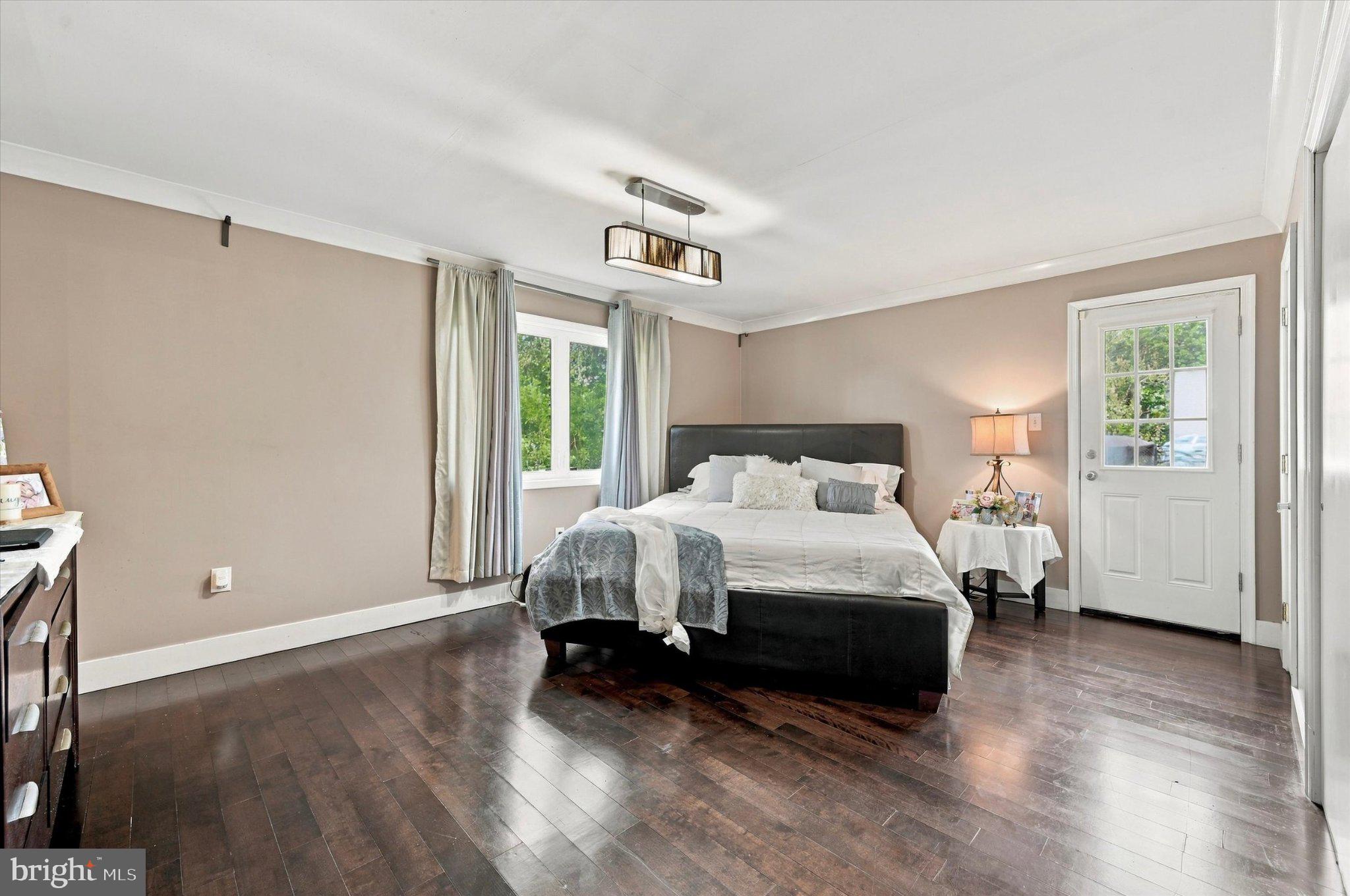 1115 Arboretum Road Wyncote, PA 19095 - Photo 6 of 14 Gallery Image 6