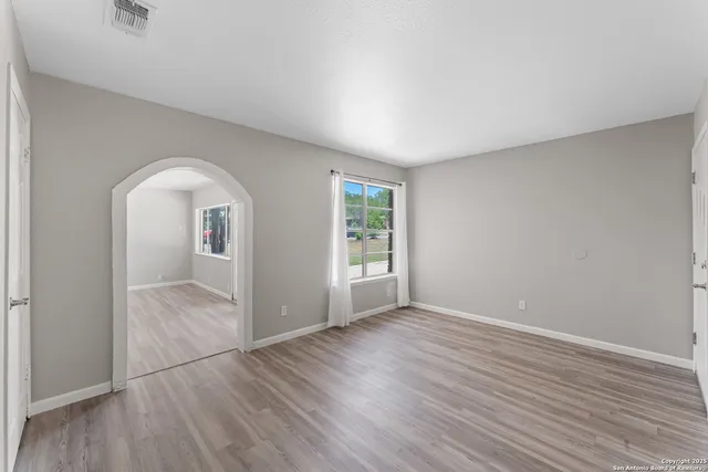 $253,000 | 122 Zeuty Street, San Antonio, TX 78227