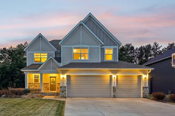 $684,900 | 1143 Pine Hill Lane, St. Paul, MN 55127