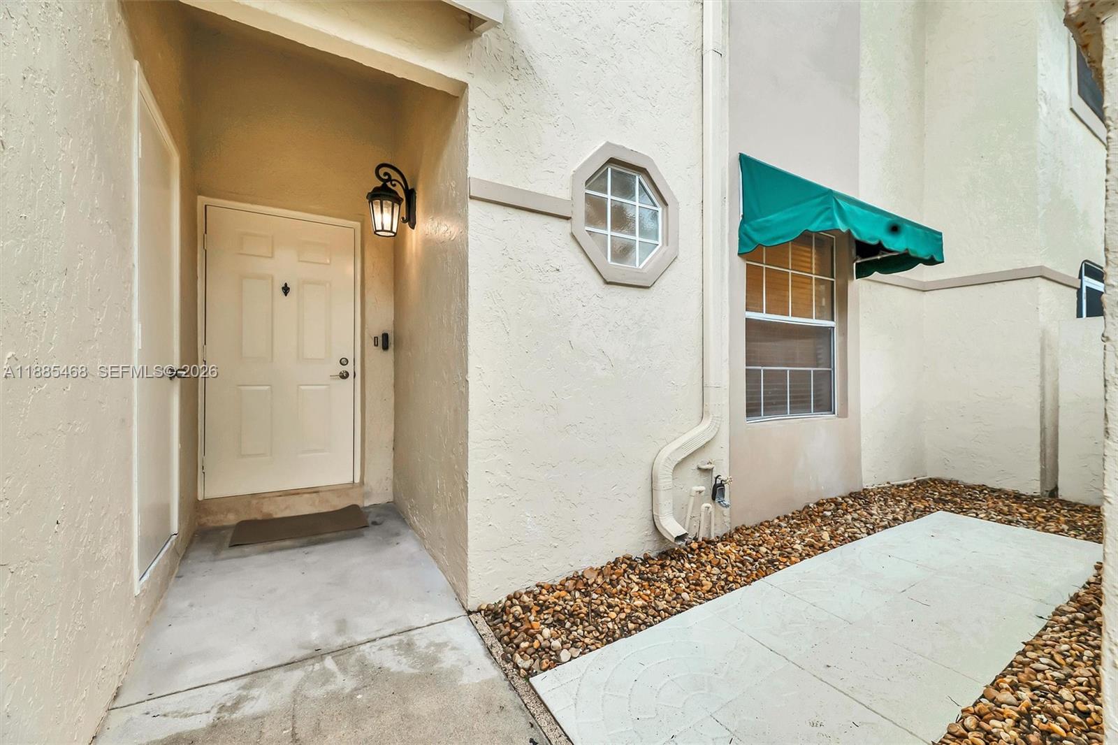 6538 Via Regina, Unit 9 Boca Raton, FL 33433 - Photo 2 of 23 Photo 2