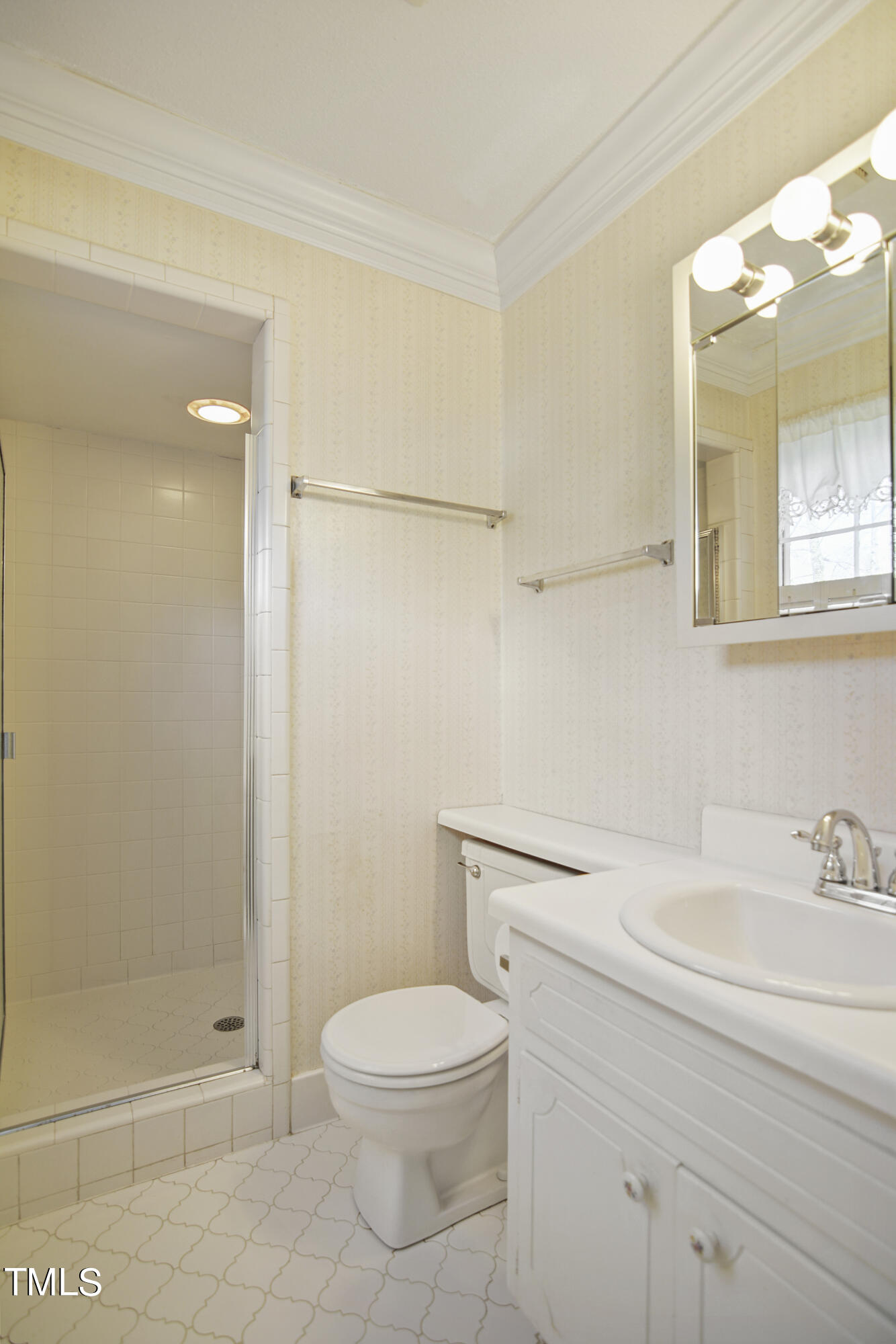 905 Hemingway Drive Raleigh, NC 27609 - Photo 15 of 23 15