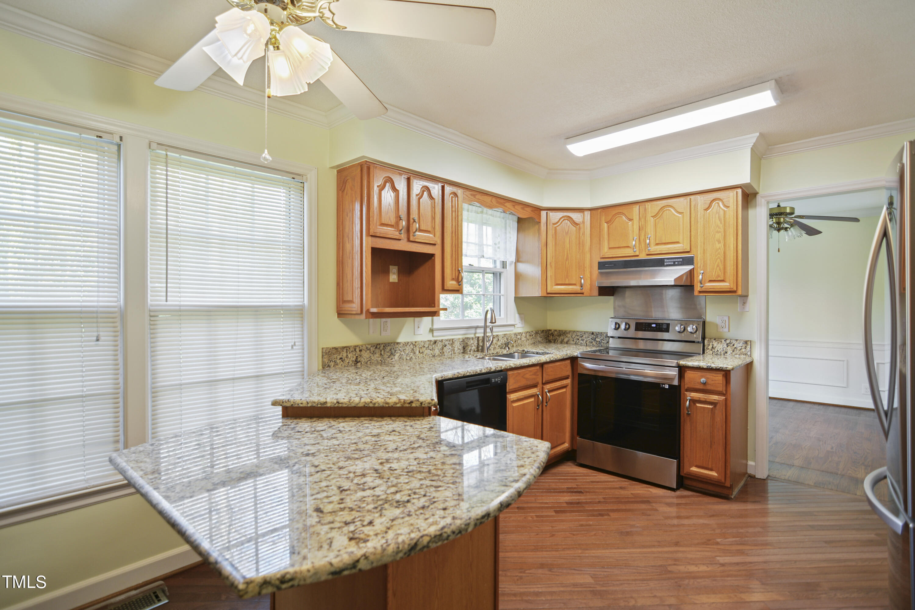 905 Hemingway Drive Raleigh, NC 27609 - Photo 7 of 23 08