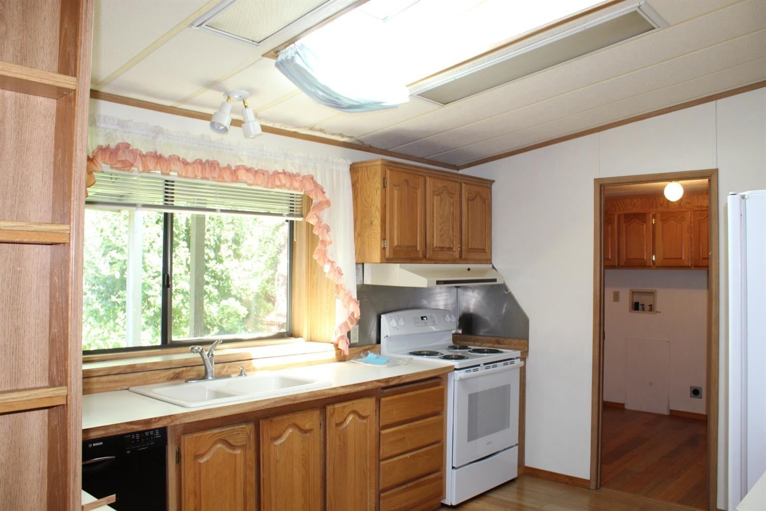 1854 Lampman Road Gold Hill, OR 97525 - Photo 9 of 21 Additional Photo