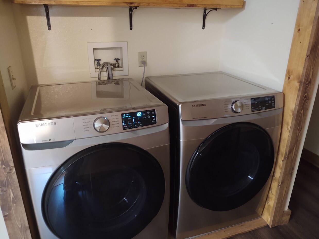 3235 West Giles Road Muskegon, MI 49445 - Photo 16 of 23 giles laundry