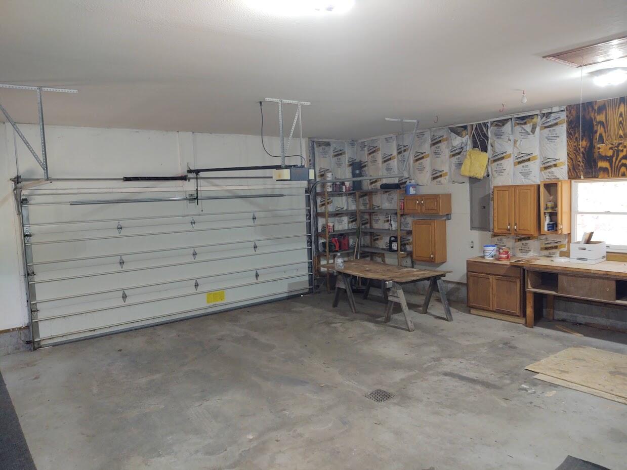 3235 West Giles Road Muskegon, MI 49445 - Photo 20 of 23 giles garage