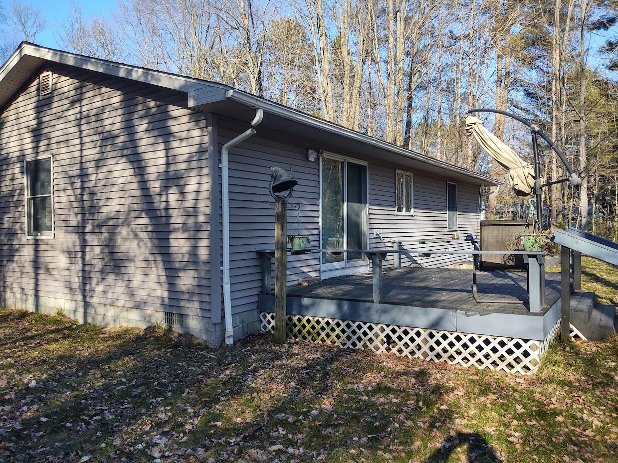 3235 West Giles Road Muskegon, MI 49445 - Photo 7 of 23 giles back