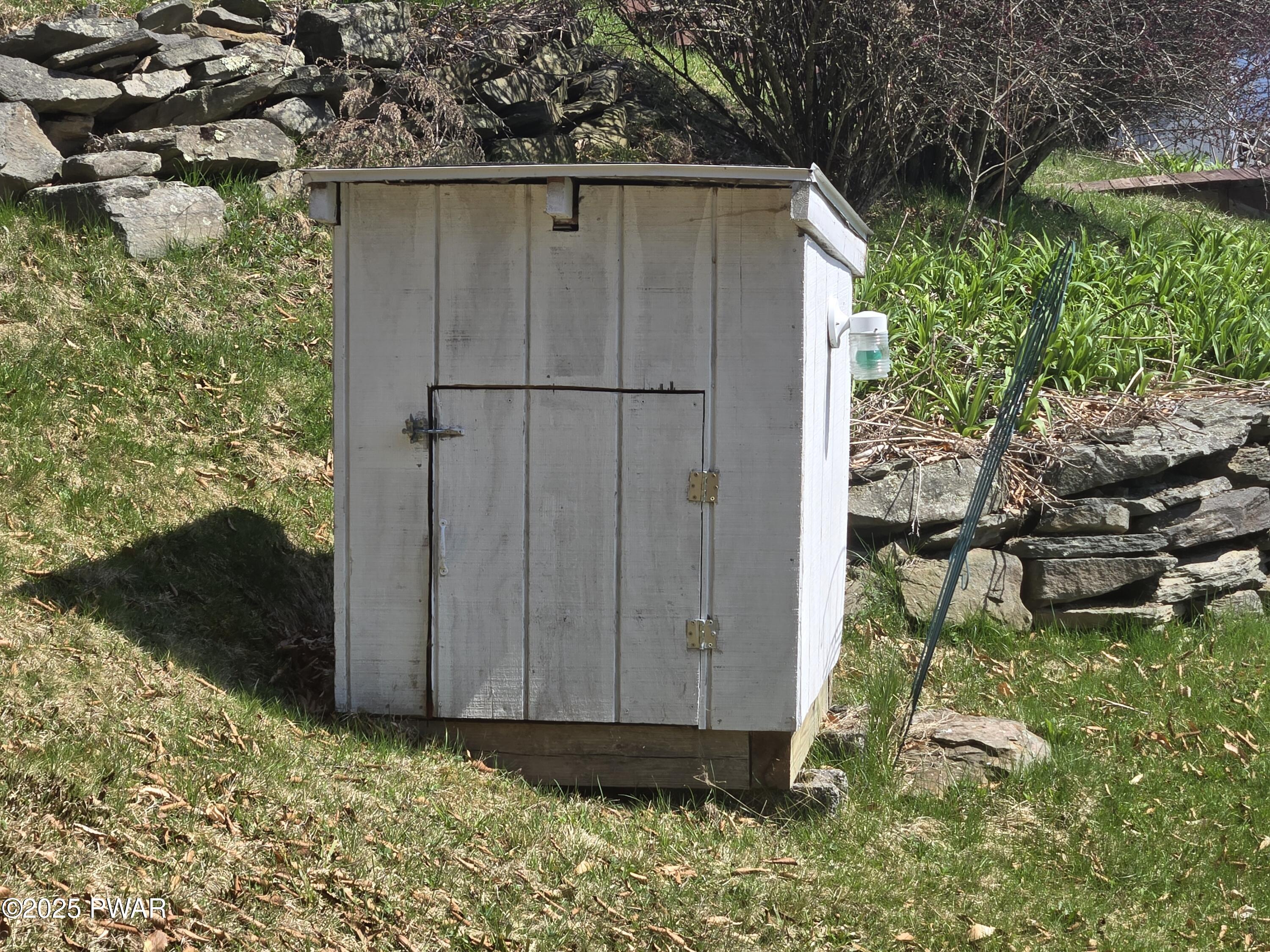 208 Warren Road New Milford, PA 18834 - Photo 10 of 23 PUMP HOUSE