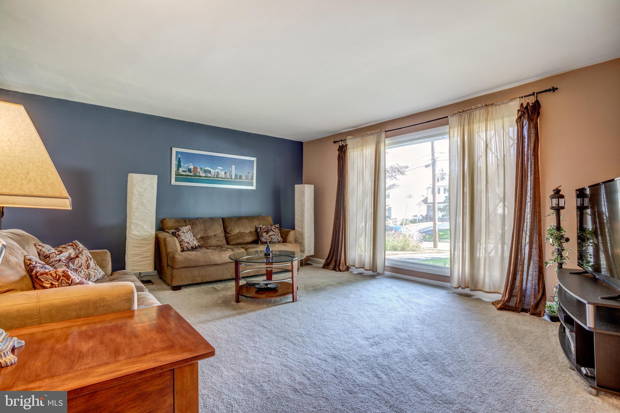 45 Colonial Road Havertown, PA 19083 - Photo 8 of 25