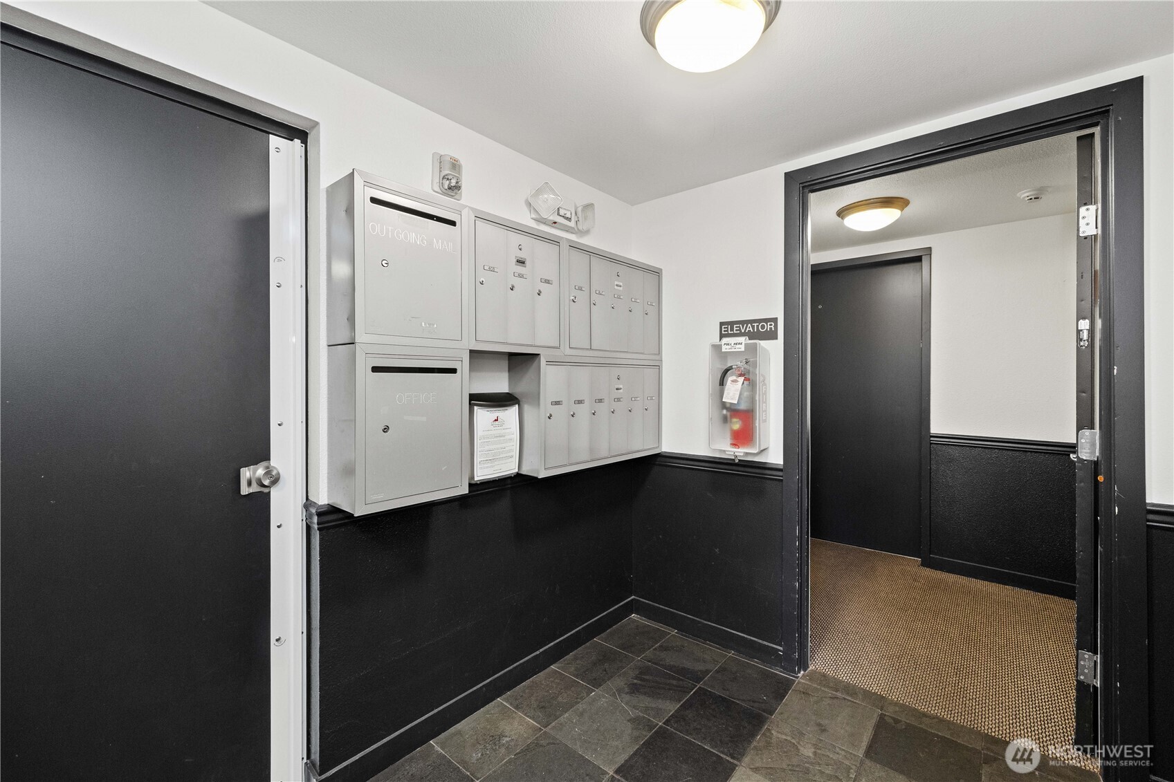 2901 South Jackson Street, Unit 101 Seattle, WA 98144 - Photo 19 of 28