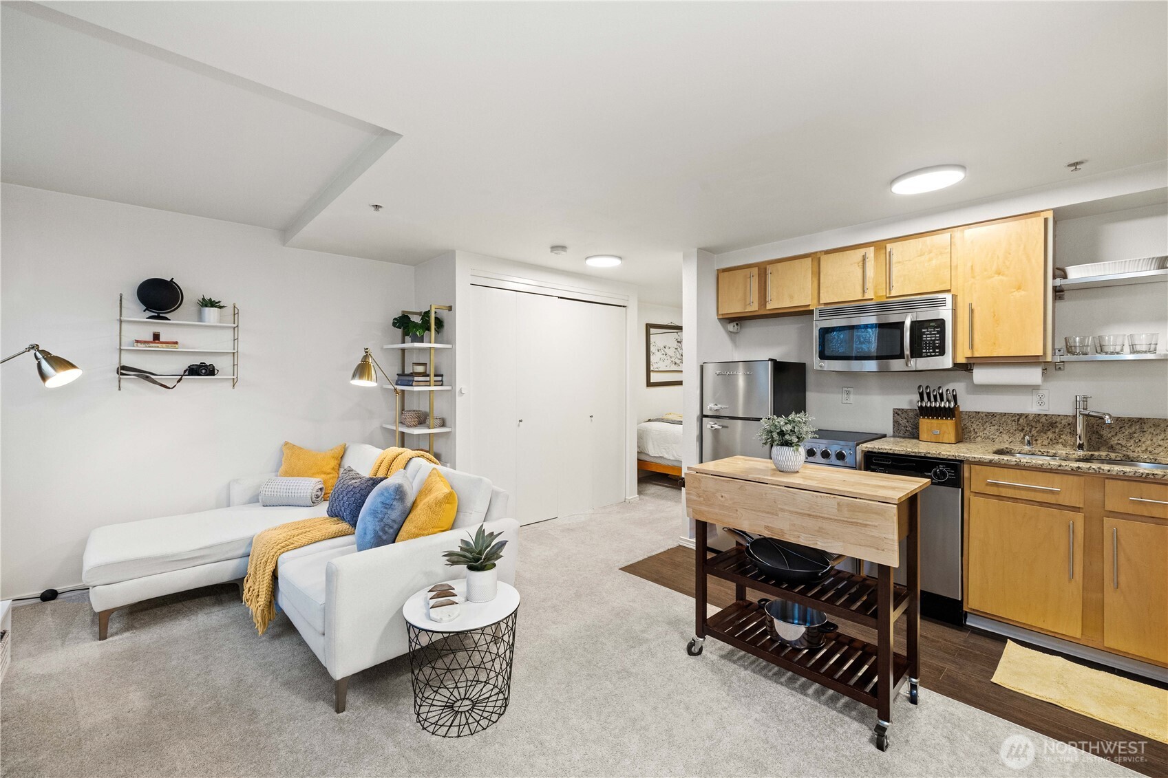 2901 South Jackson Street, Unit 101 Seattle, WA 98144 - Photo 5 of 28