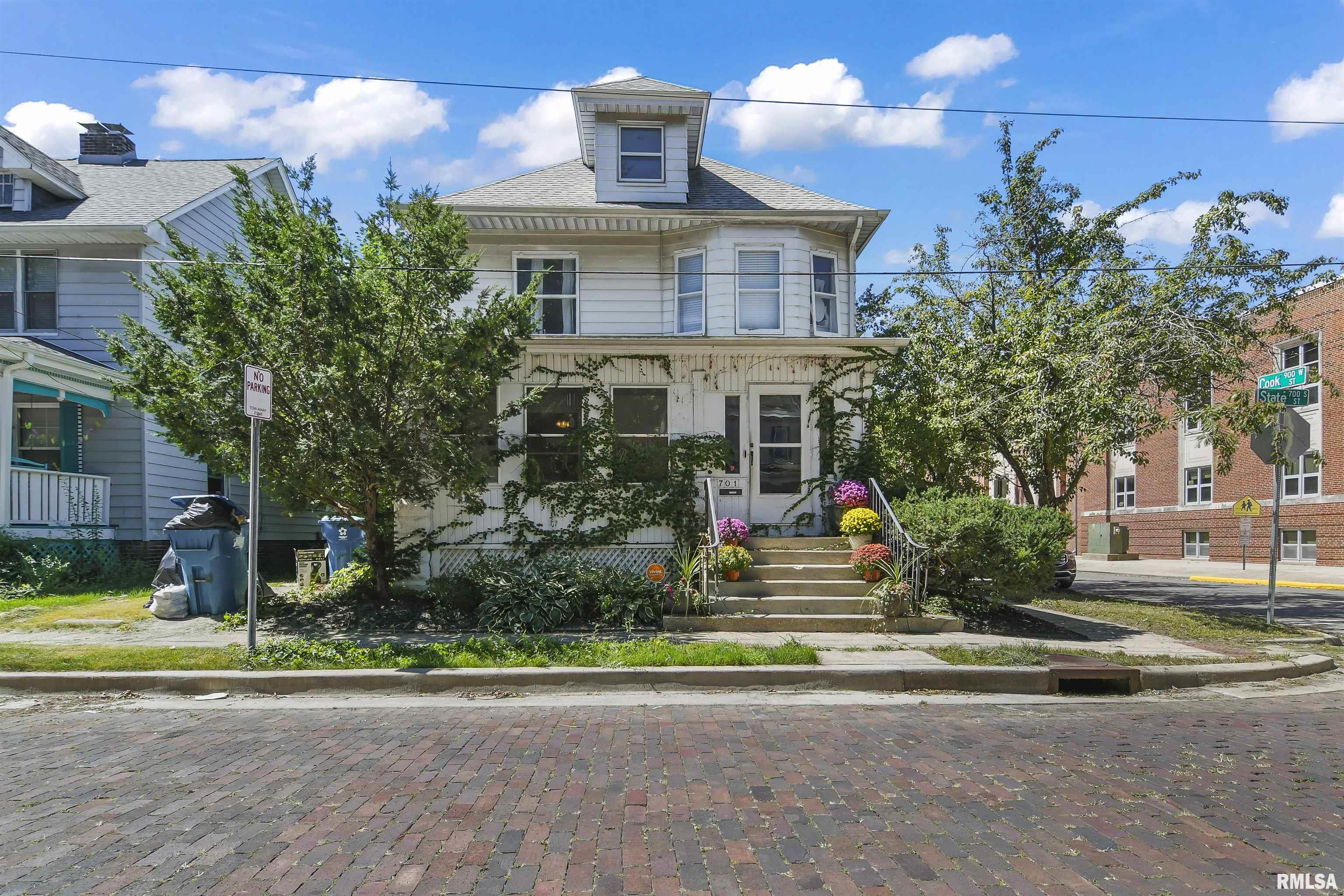 701 South State Street Springfield, IL 62704 - Photo 1 of 34