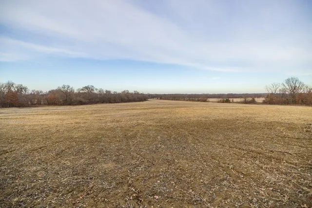 $2,250,000 | 1225 Road Garden, Garden City, MO 64747