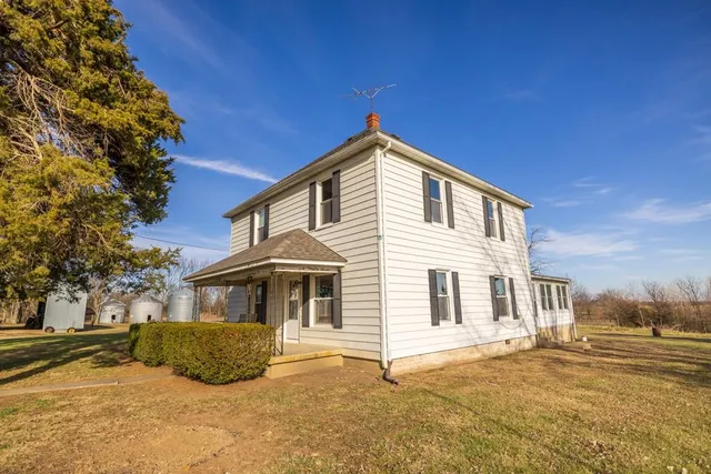 $2,250,000 | 1225 Road Garden, Garden City, MO 64747