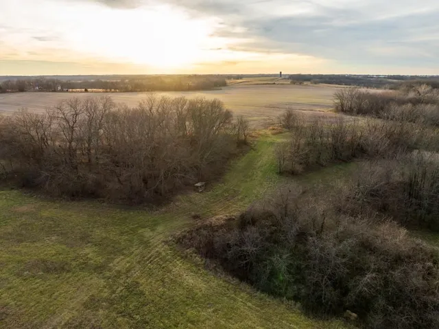 $2,250,000 | 1225 Road Garden, Garden City, MO 64747