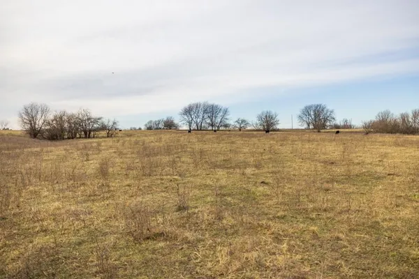 $2,200,000 | 1225 Road Garden, Garden City, MO 64747