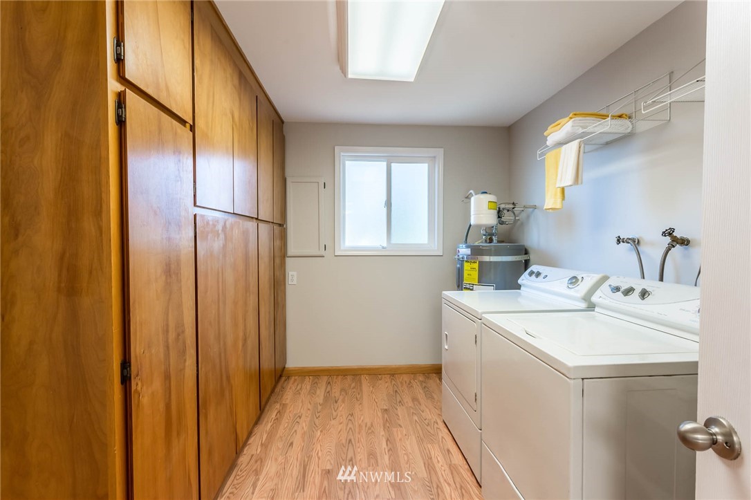 32619 Redmond-Fall City Road Southeast Fall City, WA 98024 - Photo 11 of 14 Gallery Image 11