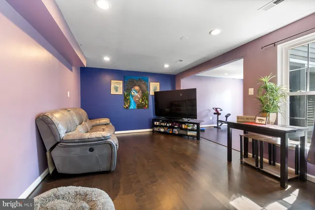 $575,000 | 12111 Windbrook Drive, Clinton, MD 20735