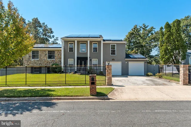 $575,000 | 12111 Windbrook Drive, Clinton, MD 20735