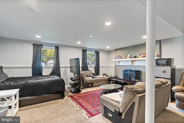 $575,000 | 12111 Windbrook Drive, Clinton, MD 20735