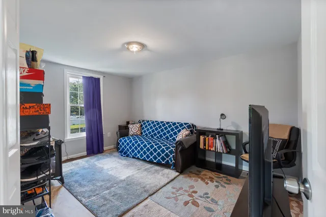 $575,000 | 12111 Windbrook Drive, Clinton, MD 20735