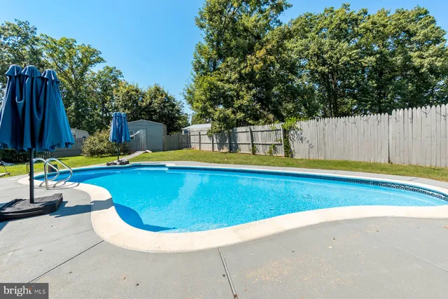 $575,000 | 12111 Windbrook Drive, Clinton, MD 20735