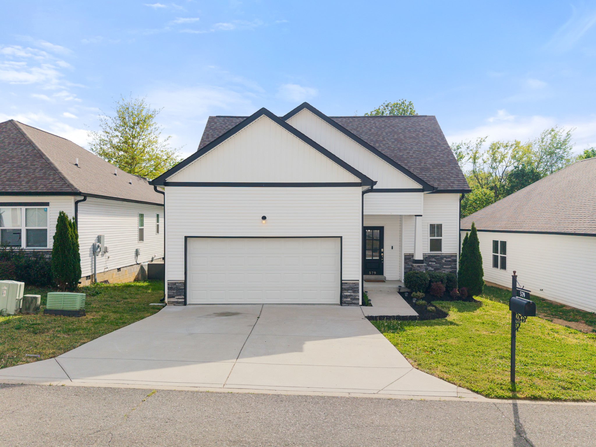 579 Faye Alley Springfield, TN 37172 - Photo 3 of 49