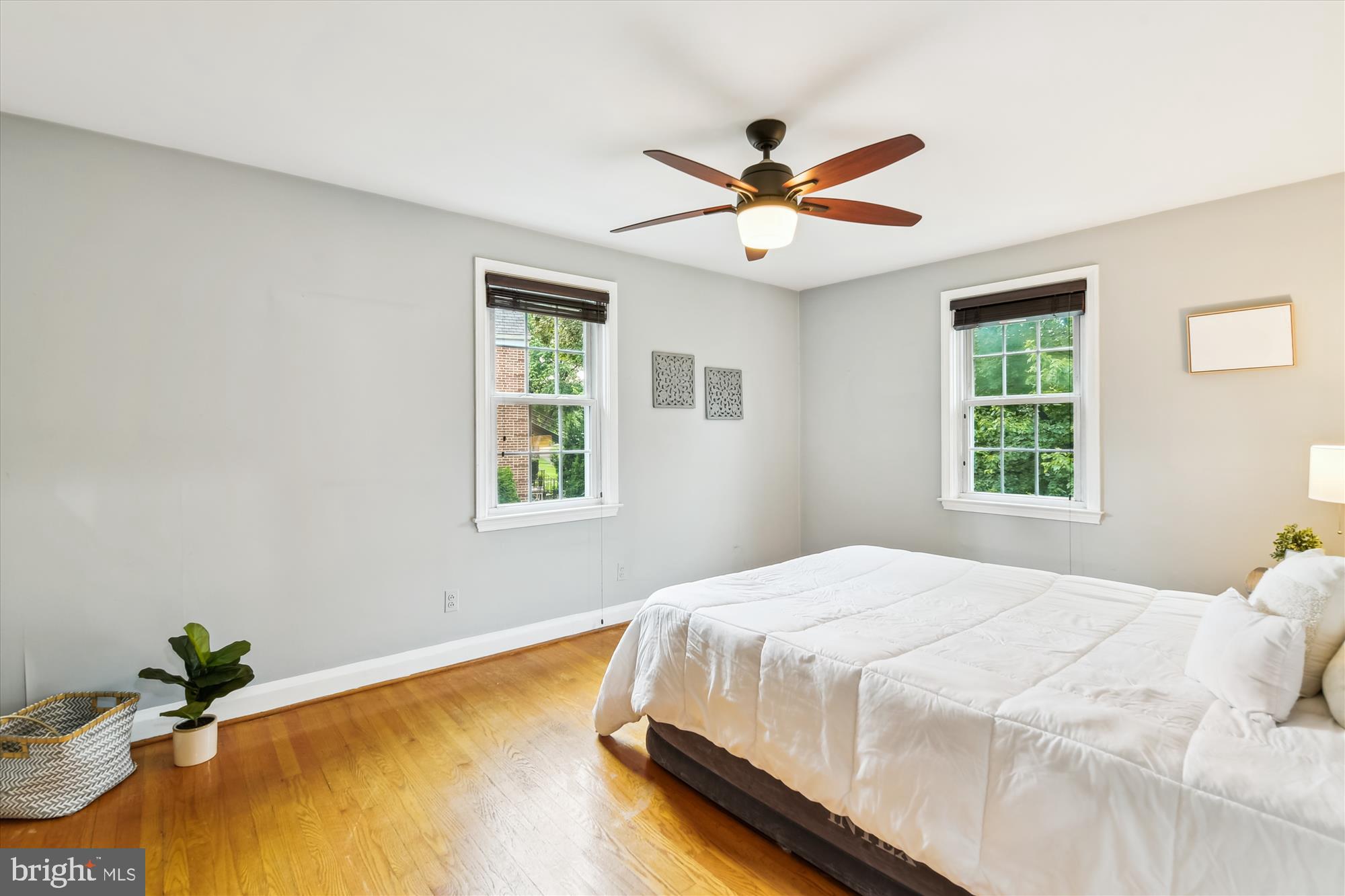 130 Stanmore Road Baltimore, MD 21212 - Photo 26 of 70 a bedroom with a bed and a window
