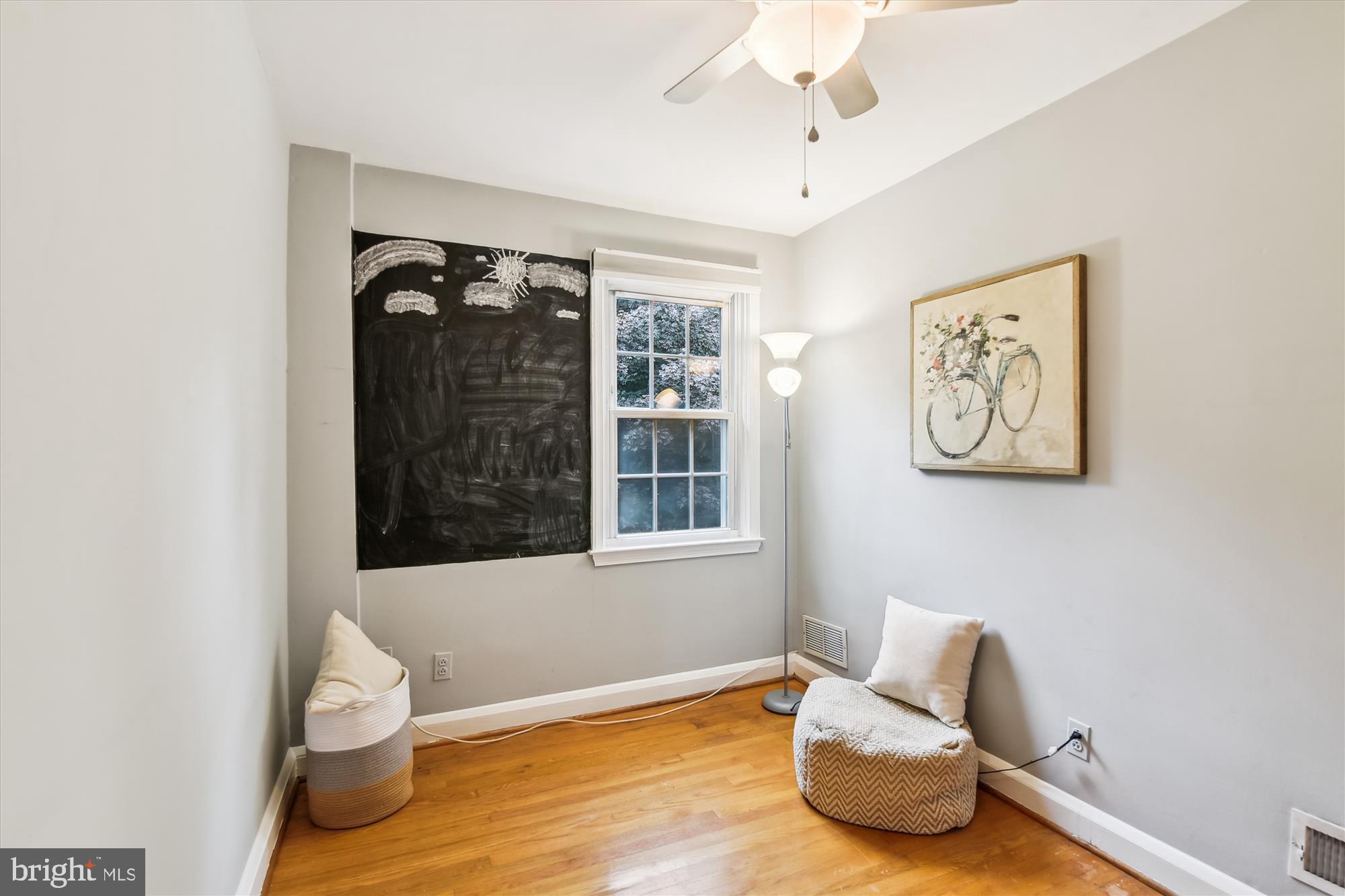 130 Stanmore Road Baltimore, MD 21212 - Photo 36 of 70 a living room with furniture and a window