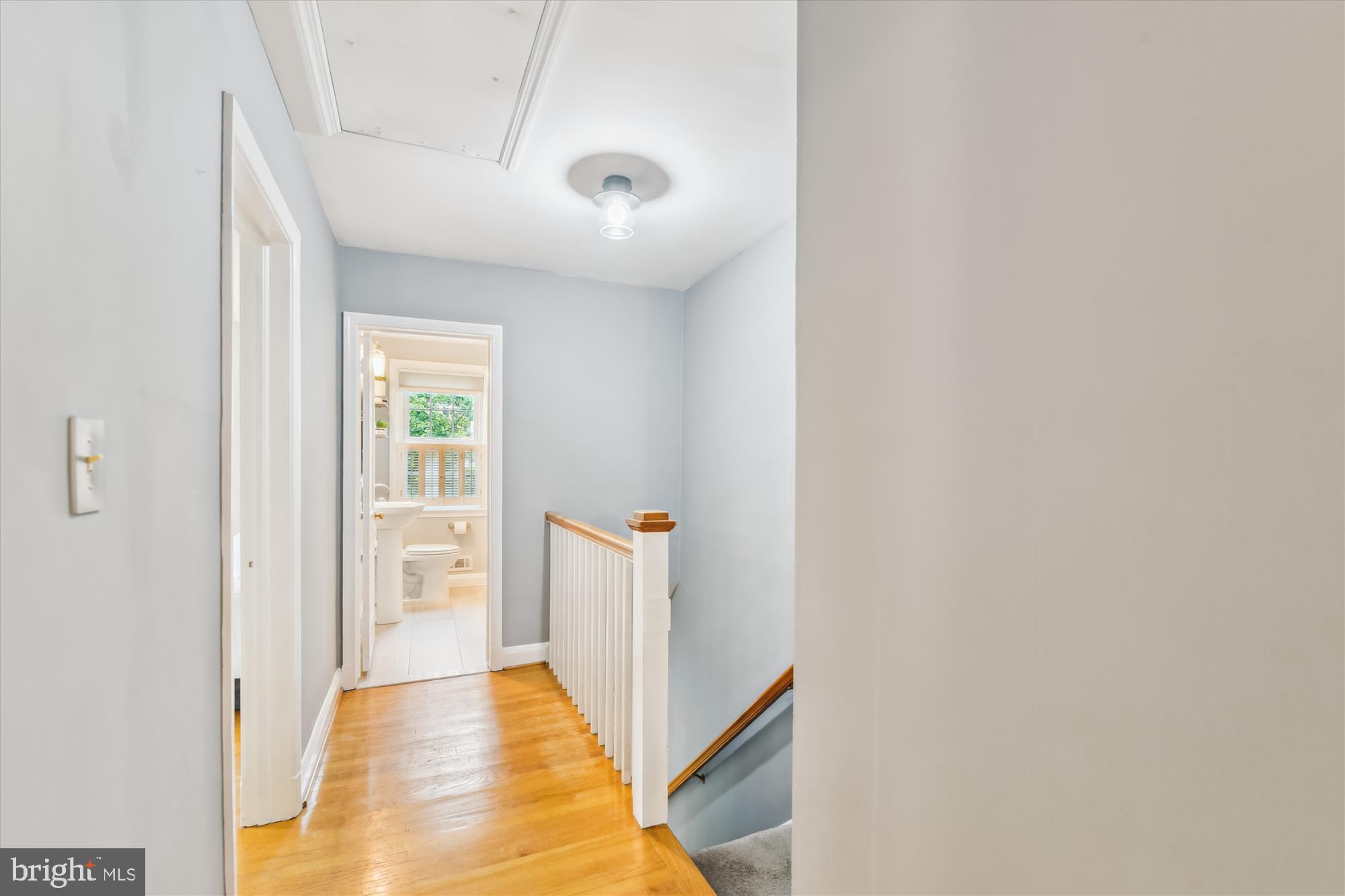 130 Stanmore Road Baltimore, MD 21212 - Photo 39 of 70 CEILING MOUNTED LIGHTING