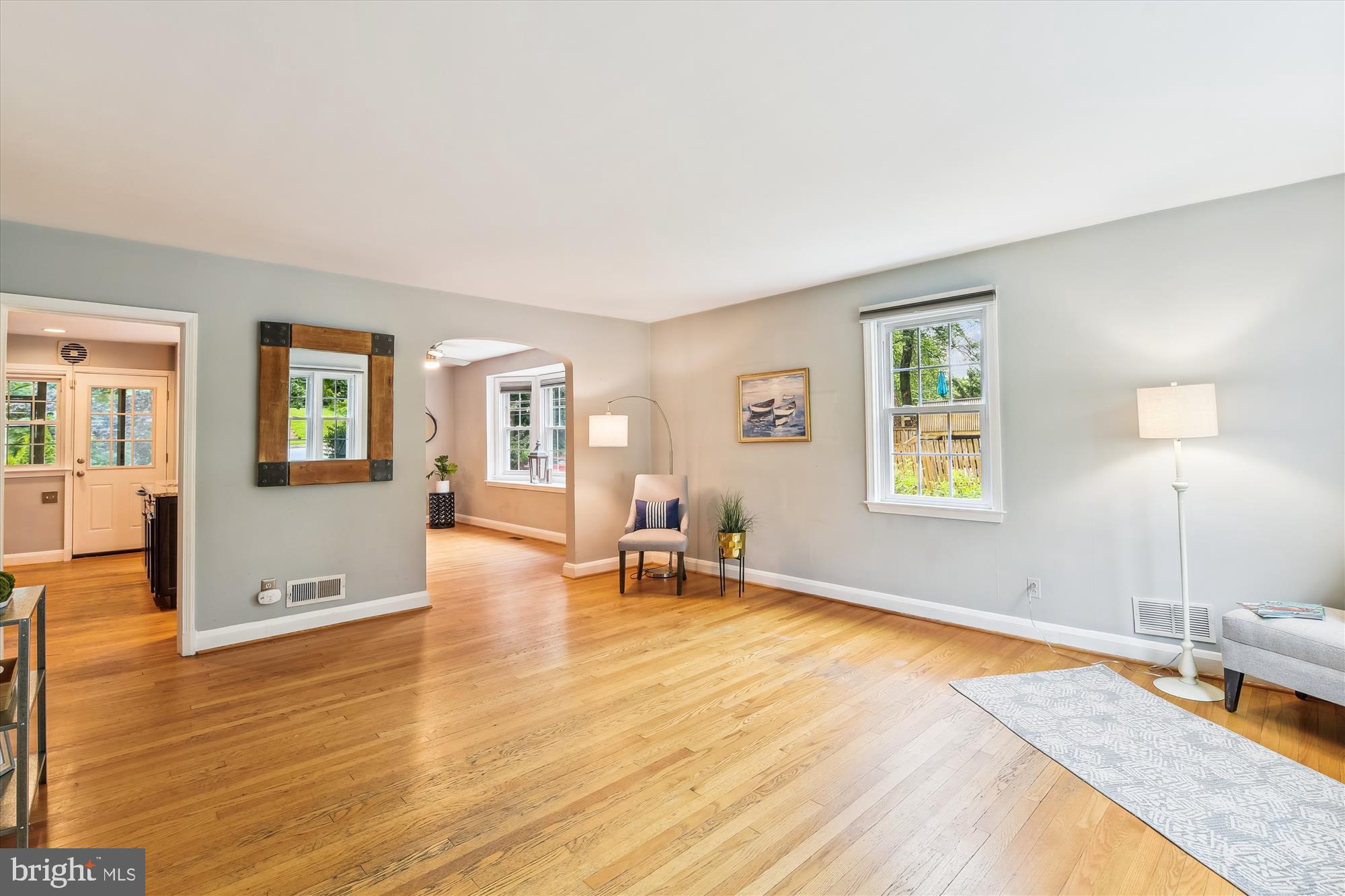 130 Stanmore Road Baltimore, MD 21212 - Photo 10 of 70 a living room with hard wood floors and a wooden floor