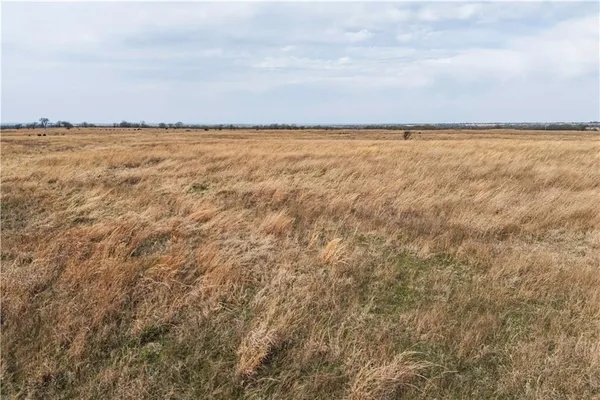 $140,000 | 2 230th Road, Nowata, OK 74048