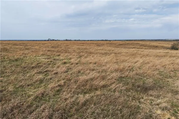 $140,000 | 2 230th Road, Nowata, OK 74048