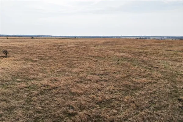 $140,000 | 2 230th Road, Nowata, OK 74048