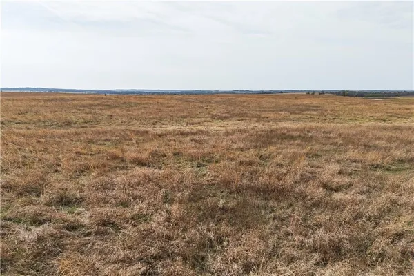 $140,000 | 2 230th Road, Nowata, OK 74048