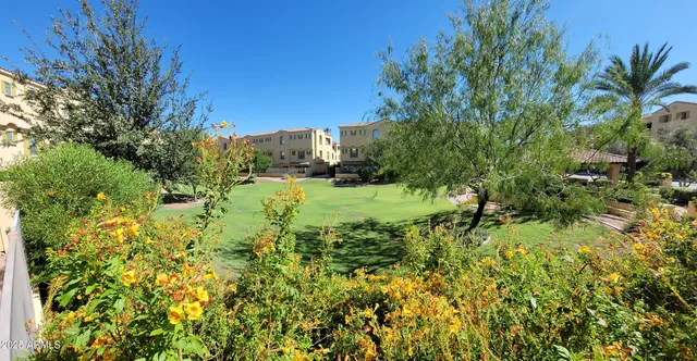 a view of a tennis court