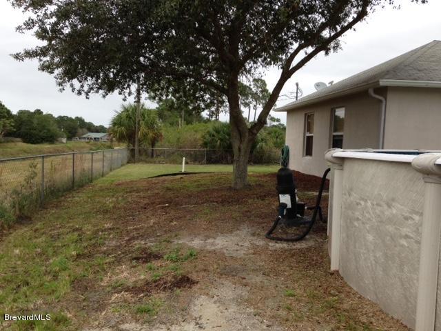 2882 Digby Road Southeast Palm Bay, FL 32909 - Photo 28 of 34 Fenced-In Property