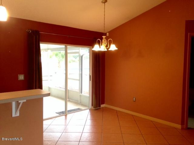 2882 Digby Road Southeast Palm Bay, FL 32909 - Photo 6 of 34 Eat-in Kitchen