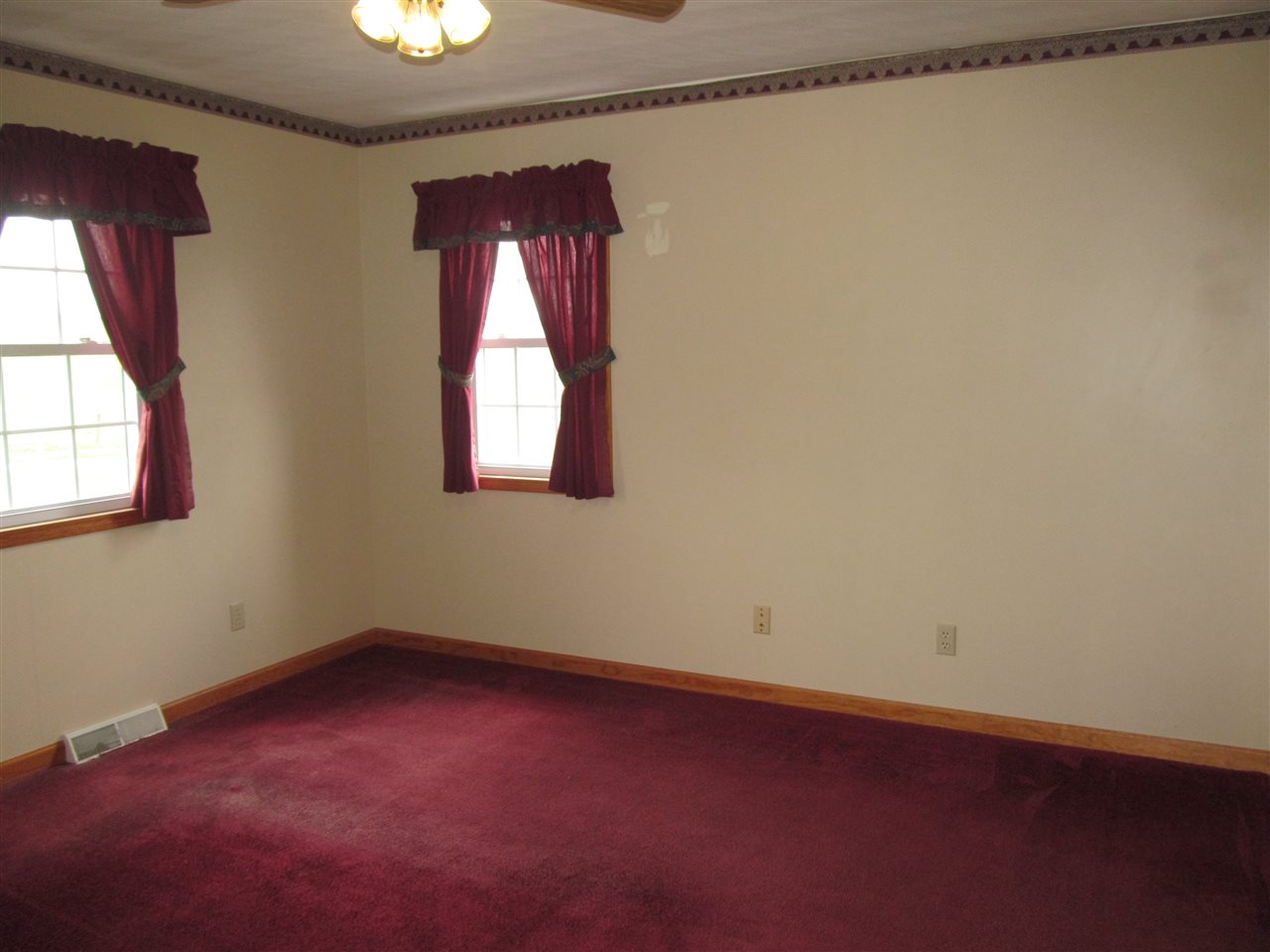4738 Pinhook Road Bedford, IN 47421 - Photo 14 of 27