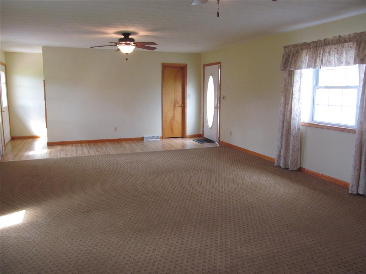 4738 Pinhook Road Bedford, IN 47421 - Photo 5 of 27