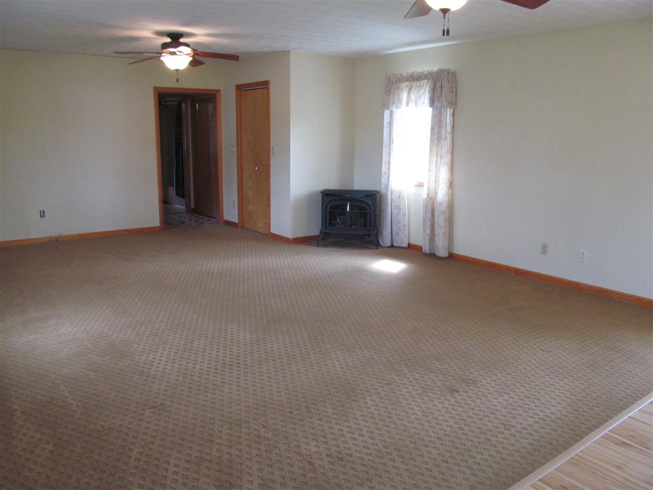 4738 Pinhook Road Bedford, IN 47421 - Photo 10 of 27