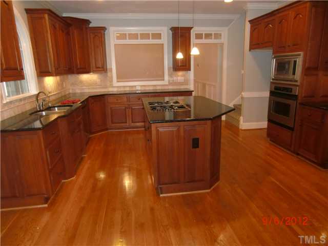10508 Beckridge Lane Raleigh, NC 27615 - Photo 8 of 16