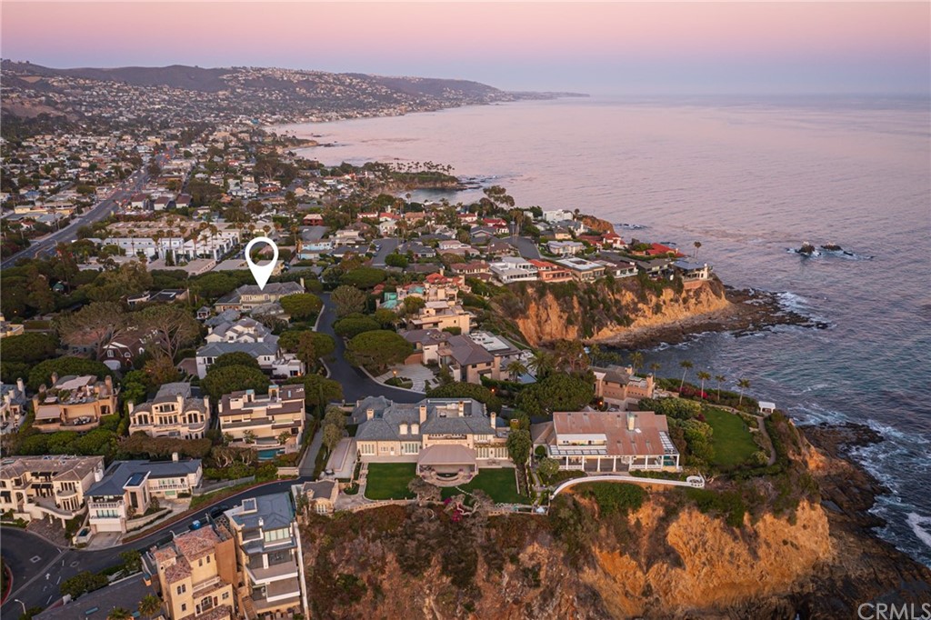 40 Smithcliffs Road Laguna Beach, CA 92651 - Photo 49 of 50 a view of a city