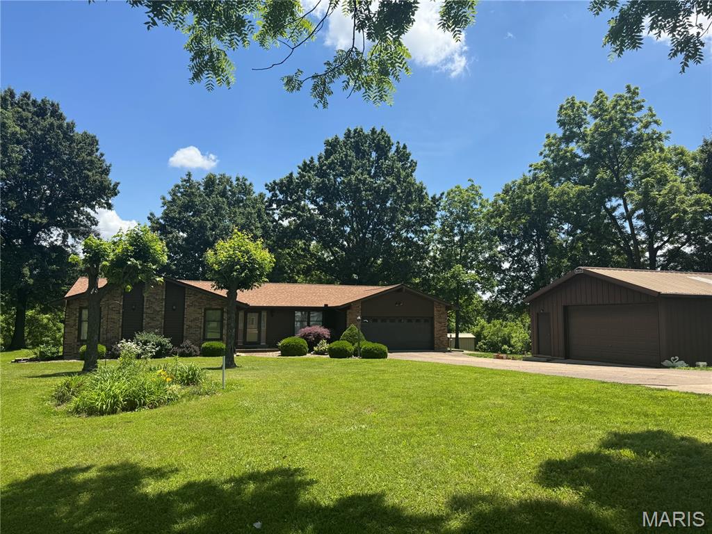 2540 South Highway 94 Defiance, MO 63341 - Photo 1 of 8