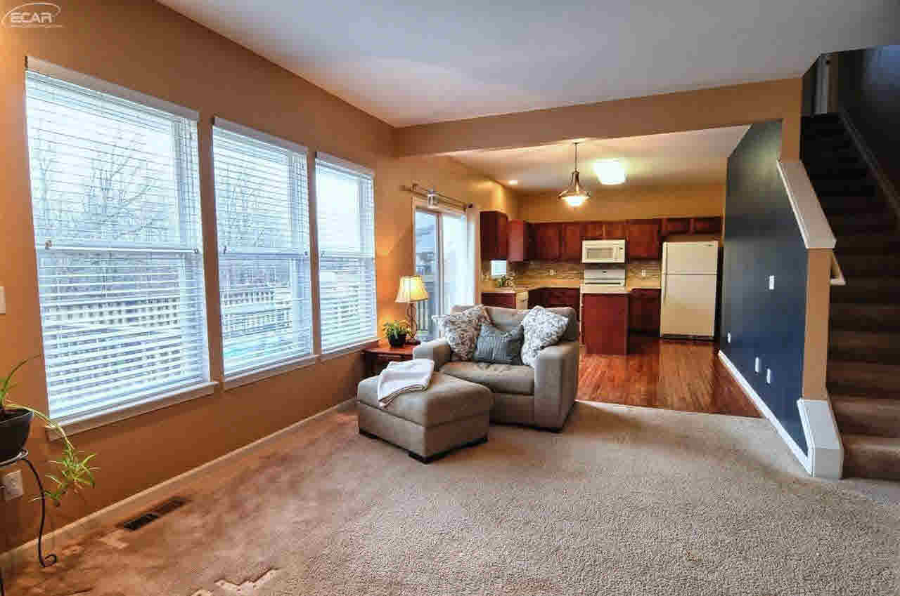 452 Otter Run Road Holly, MI 48442 - Photo 5 of 28 21256016-4.JPG