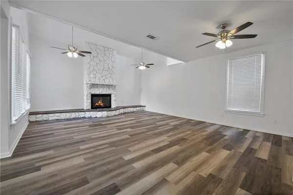 $2,400 | 10 Caribbean Court, Unit 10, Mandeville, LA 70448