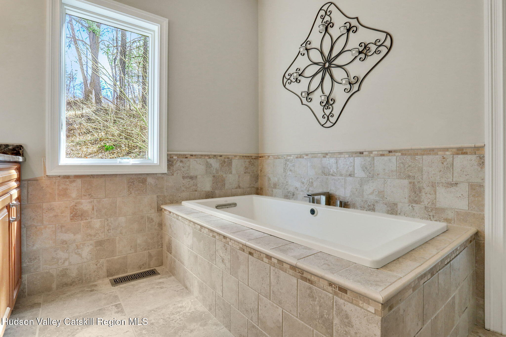 25 Indian Spring Road Catskill, NY 12414 - Photo 14 of 45 Master tub